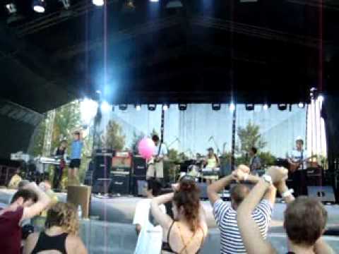 Retro Stefson - Papa Paulo III - @ INmusic, Zagreb, Croatia 2011