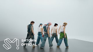 Kadr z teledysku Baggy Jeans tekst piosenki NCT U