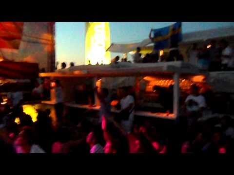 SHM plays Tivoli & Sweet Disposition with a special game by STEVE ANGELLO