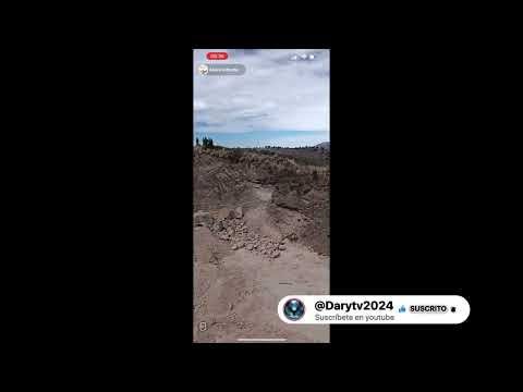 🚨 En #alausi (#chimborazo), pobladores bloquearon la vía E35 #riobamba-#cuenca