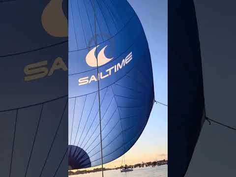 How to rig the asymmetrical spinnaker ￼