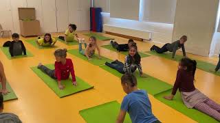 Taller de ioga. Salutació al Sol