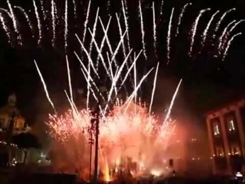 fuochi d'artificio con musica