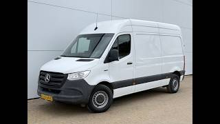 Mercedes-Benz eSprinter 312 55kWh cargo van | Image 4 - Autoline