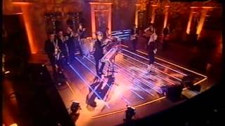 Duffy &quot;Well, Well, Well&quot;