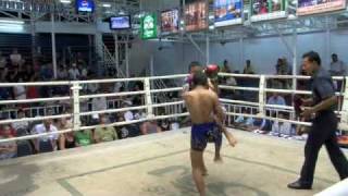 Download Lagu Simon wins on points @ Bangla Stadium September 4, 2009 Thumbnail