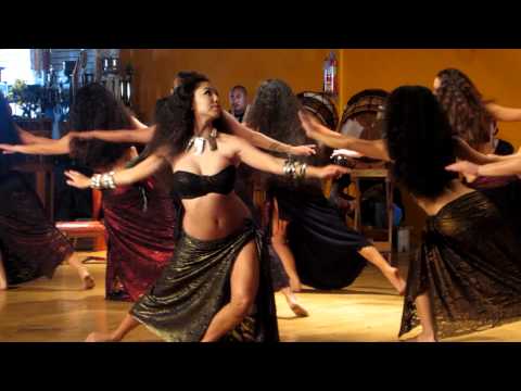 Reo Maru with Leolani (feb. 12, 2012)