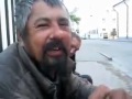алкаш поздравляет с новым годом)) 