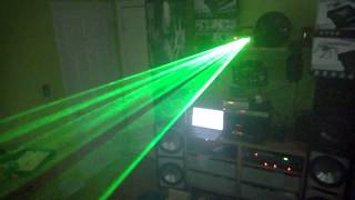 Video thumbnail for Chauvet Scorpion Dual laser on an Obey 10 DMX Controller by p4linnovation