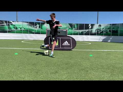 Coerver @ Home: Sole Roll Fake Step Over