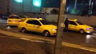 preview picture of video 'Taksim Square Istanbul Travel Tips Square Taxi Tips'