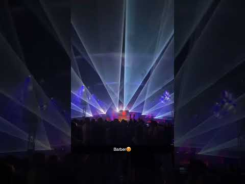 Partyraiser vs Barber on the Dynamite stage