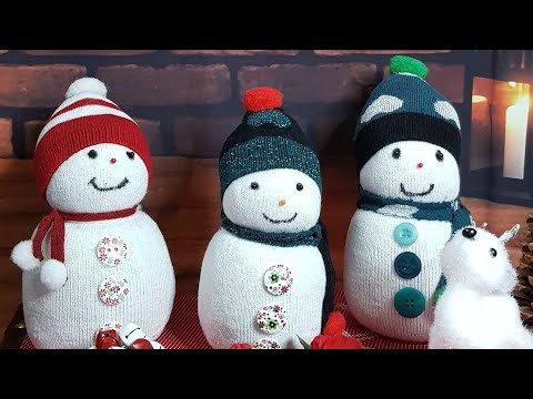 TUTO FACILE BONHOMME DE NEIGE 20 CM AVEC UNE CHAUSSETTE BRICOLAGE CRAFT CHRISTMAS DECORATIONS IDEAS