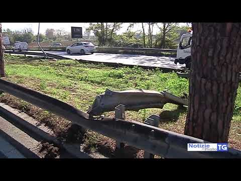 2018-11-09 PRATO - INCIDENTE DECLASSATA, IN UN VIDEO IL TIR CHE SBANDA