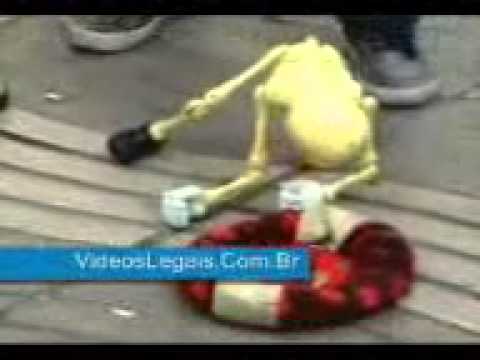 TENGKORAK , Nenek Gayung