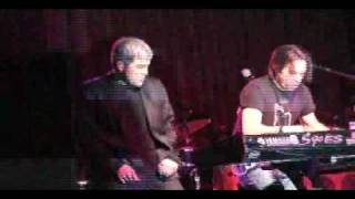 Compared To What (Loren Gold with Taylor Hicks)