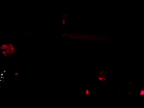 Nick Oliveri  Drops in on CJ Ramone for Psychotherapy