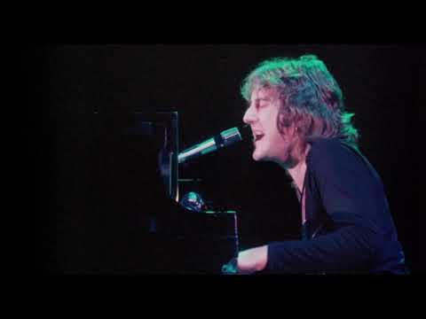 Denny Laine - Go Now (Paul McCartney and Wings "Rockshow", 1976)