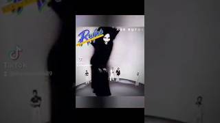 D&#39;s Playlist! Rufus ft Chaka Khan  - Circles   #Rufus #chakakhan    #designsbydion #legend #reels