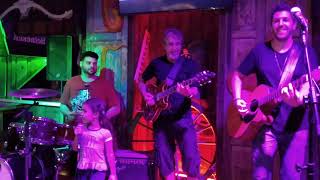 Kariocante " Lua de Cristal" ( Michael Sullivan) by Diana Henriques