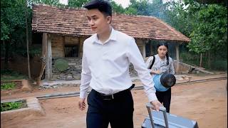 Don hurriedly pulled Tu Hoa away from where she was staying to the new house he had built for her.