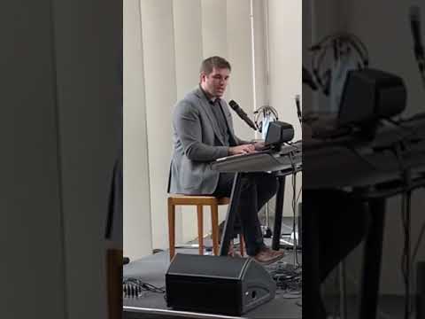 Caută-ți frații ne-nsemnați, nu-i căuta pe-acei bogați