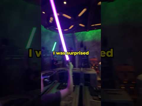 Let’s Build A Lightsaber at Savi’s Workshop in Galaxy’s Edge! #disneyparks #starwars #lightsaber