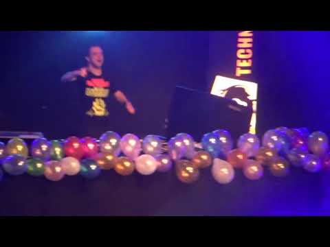 DJ Restlezz vs  Tribune feat  Toni Fox   So Let´s Go Aessi  Iwaro Video Edit 1