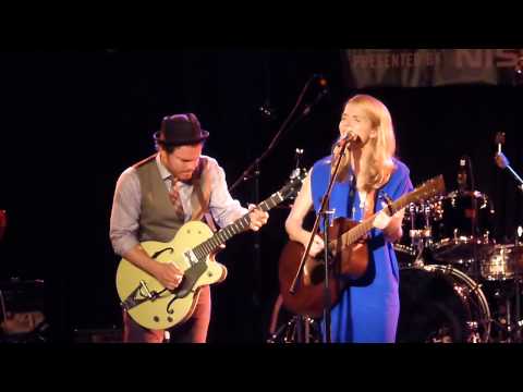 Aoife O'Donovan - ' Harvest Moon' (Nashville, 2013)