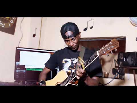 INDAHIRO Y'UBUMWE (ubuzima buri imbere buteye amatsiko) BY Randeresi Landouald Cover SAFARI ISAAC