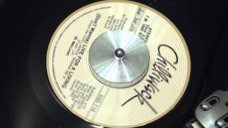 CHILLIWACK - (Don't Wanna) Live For A Living - 1981 - SOLID GOLD