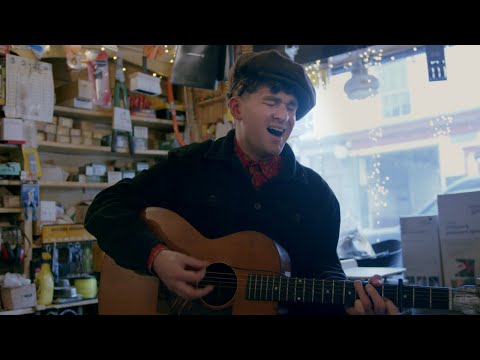 Josh Okeefe - "Sam Hall" (Live at Foxy John's, Dingle, Co. Kerry)