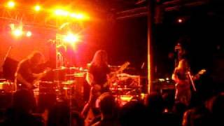 Red Fang performing Reverse Thunder