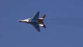 preview picture of video 'Tom's adventures: MiG-29 in Russia, 72 000 feet view, edge of space'