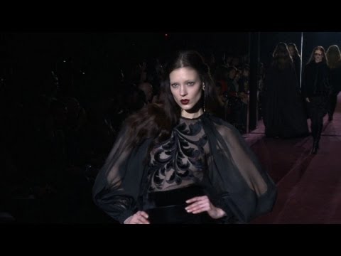 Milan / Gucci Ready-To-Wear Fall/Winter 2012/13 (fashion show)
