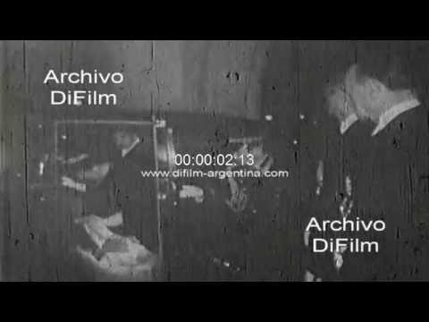 DiFilm - Emperor Hirohito coming car to attend an evening 1969