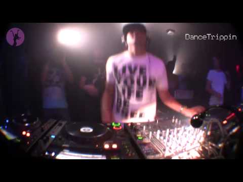 Chuckie - The Bass Kicks Like This (Angger Dimas vs Chuckie Mix) [played by Chuckie]