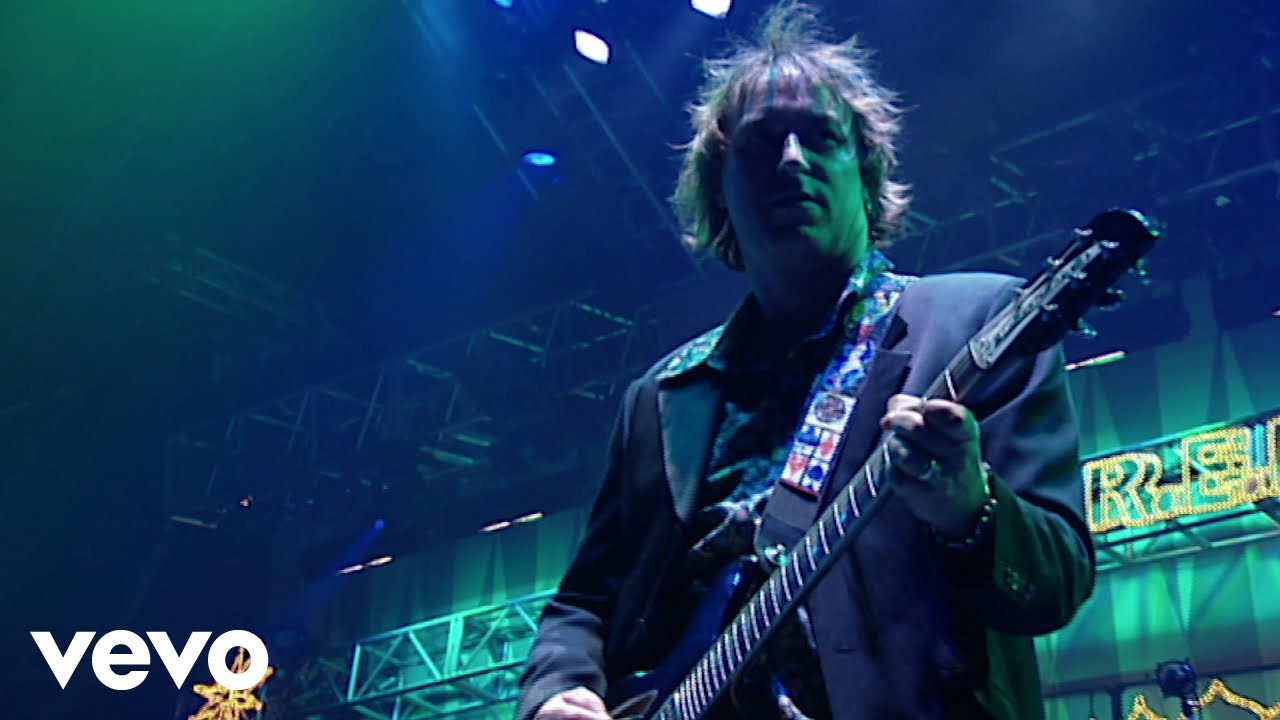 R.E.M. - Man On The Moon (Live From Glastonbury Festival / 1999) - YouTube