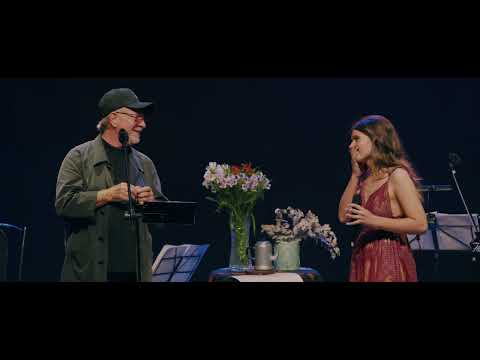 Por Un Poquito De Tu Amor - Maggie Cullen & Leon Gieco | En Vivo Teatro Broadway