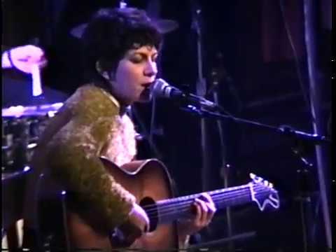 Jen Trynin 02-01-1997 Paradise (Safe And Sound benefit)