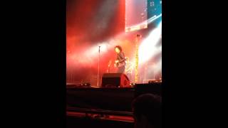 Burning - bestia azul con Enrique Bunbury