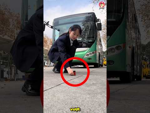 Người phụ nữ là bậc thầy lái xe buýt