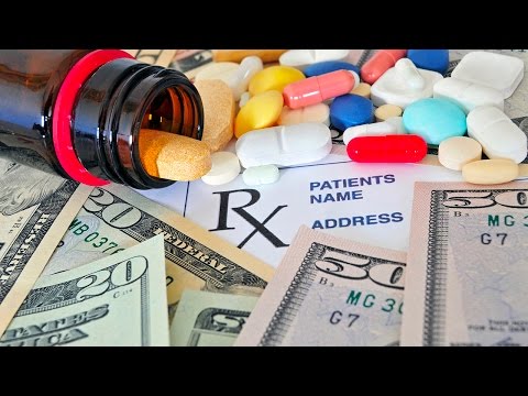 バーニー・サンダースとイライジャ・カミングスは、製薬会社の価格強奪についての回答を要求している。 (Bernie Sanders & Elijah Cummings Demand Answers On Big Pharma Price Gouging)