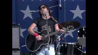 Steve Earle - My Old Friend The Blues (Live at Farm Aid 1986)
