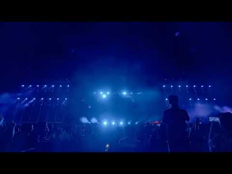 I AM HARDWELL - Full Intro - Creamflelds Live