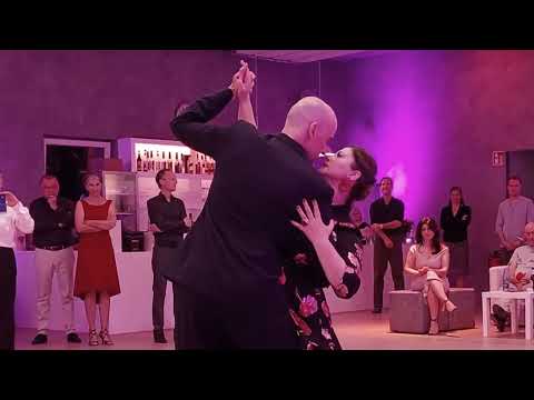 Sonia Aires & Paulo Bernardo dance Ricardo Tanturi's Así se canta