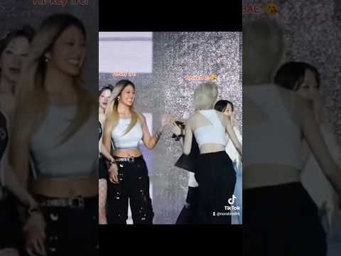 Look at Yel so happy, when she shakes hands with BAE. #h1key #nmixx BAE reaction to Yel 💕❤️