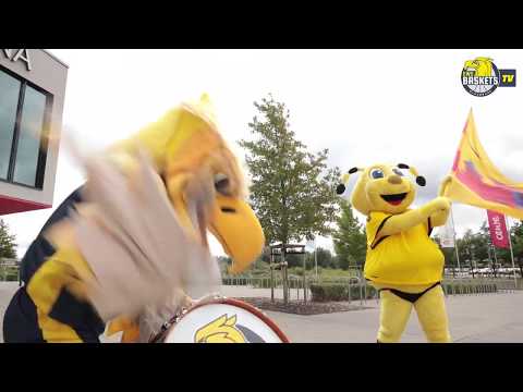 BVB-Maskottchen Emma macht den Gegenbesuch in Oldenburg