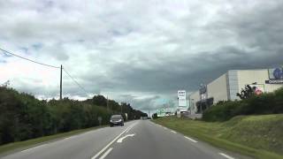 preview picture of video 'Driving Along Rue de Saint-Antoine & Rue Marcel le Goff, Carhaix-Plouguer, Finistère, France'