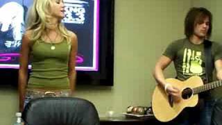 Whitney Duncan &quot;When I Said I Would&quot; live at KKNG